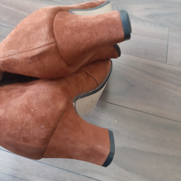 HOST PICK Louisa Effe vintage  ankle boots made in Italy - real leather elegant - Picture 8 of 11